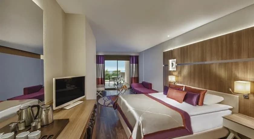 Delphin Platinum Tüm Fotoğraflar
